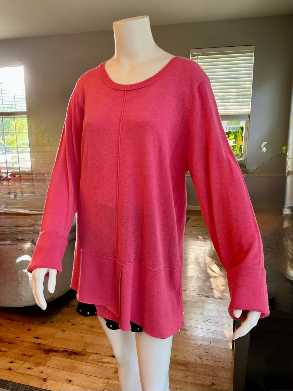 Neiman Marcus Fall Salmon Relaxed Drapey Cashmere Blend Oversized Sweater XL